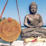 01.02.009 bag buddha handbag liggend