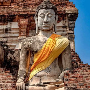 01.02.015 gautama buddha leraar staand