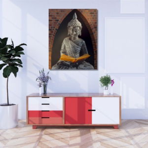 01.02.023 gautama buddha in nis woonkamer sfeer staand