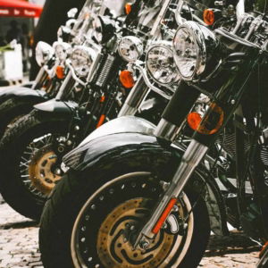 02.01.015 yamaha xv 1600 chopper staand