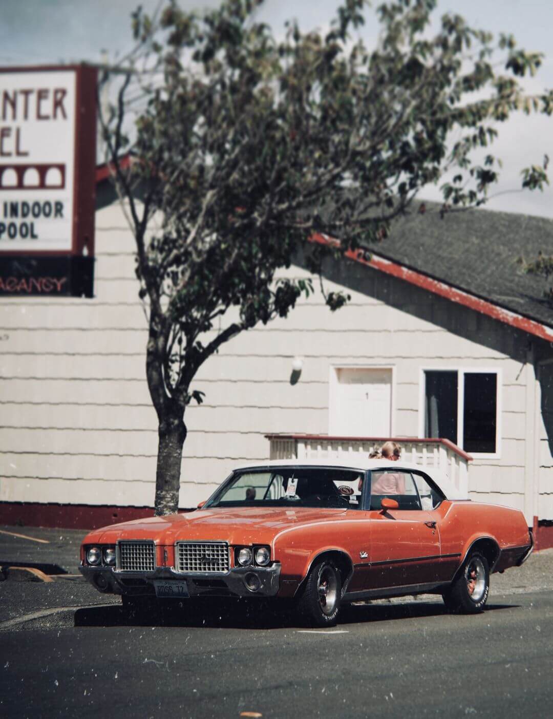 02.01.020 rode pontiac gto 1967 staand