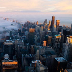 02.02.015 luchtfoto mistig new york city staand