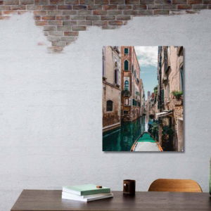 02.02.020 boot op de rivier woonkamer sfeer staand