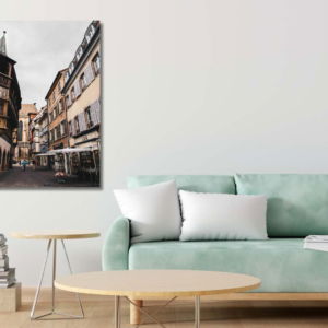 02.02.024 stad colmar in frankrijk woonkamer sfeer staand