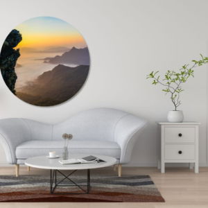 03.01.002 foggy mountains at sunset woonkamer sfeer cirkel