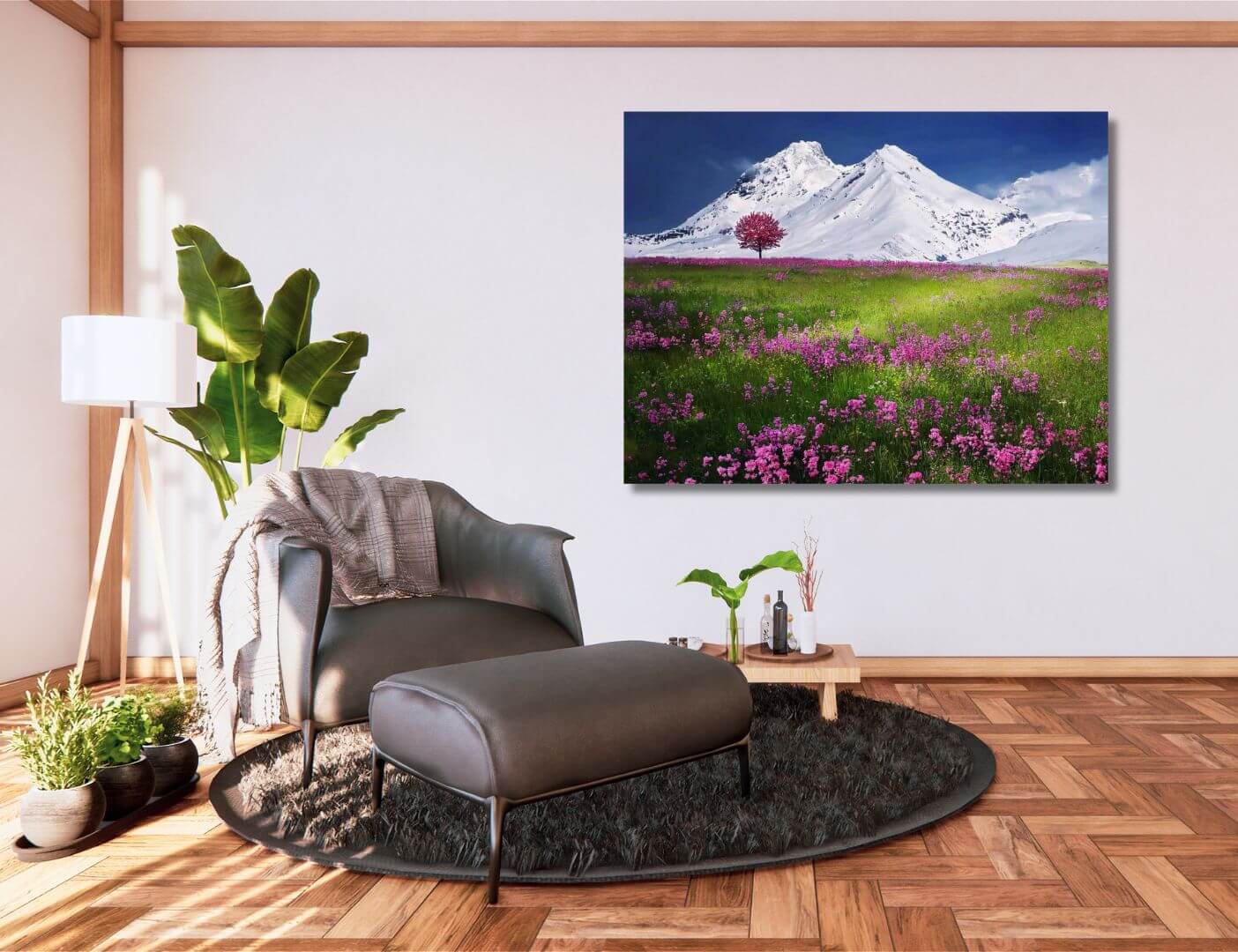 03.01.006 bloemenveld met sneeuwgebergte alphen woonkamer sfeer liggend