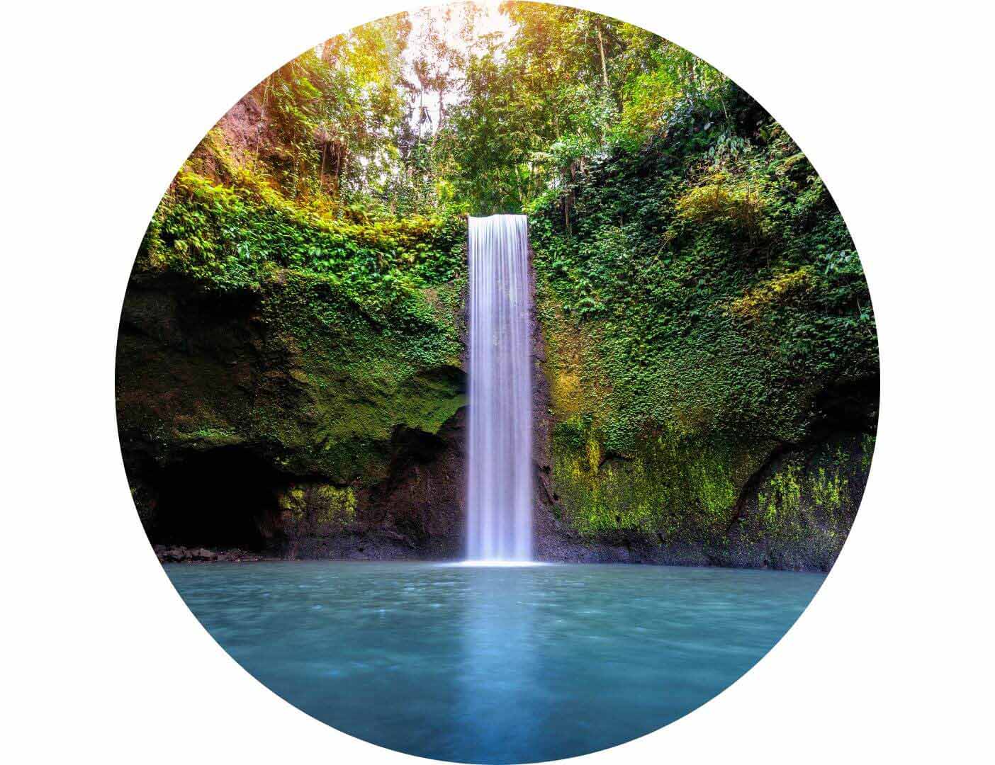 03.02.003 tibumana waterval in bali cirkel