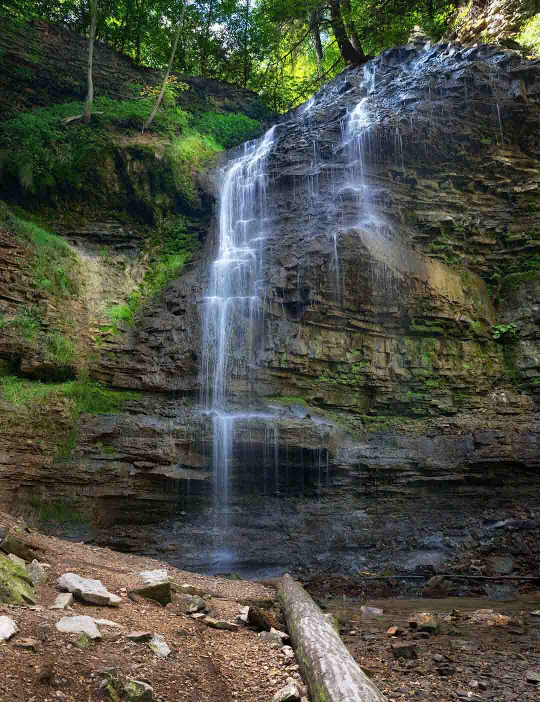 03.02.023 tiffany falls staand