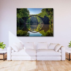 04.01.011 the devil's bridge woonkamer sfeer liggend