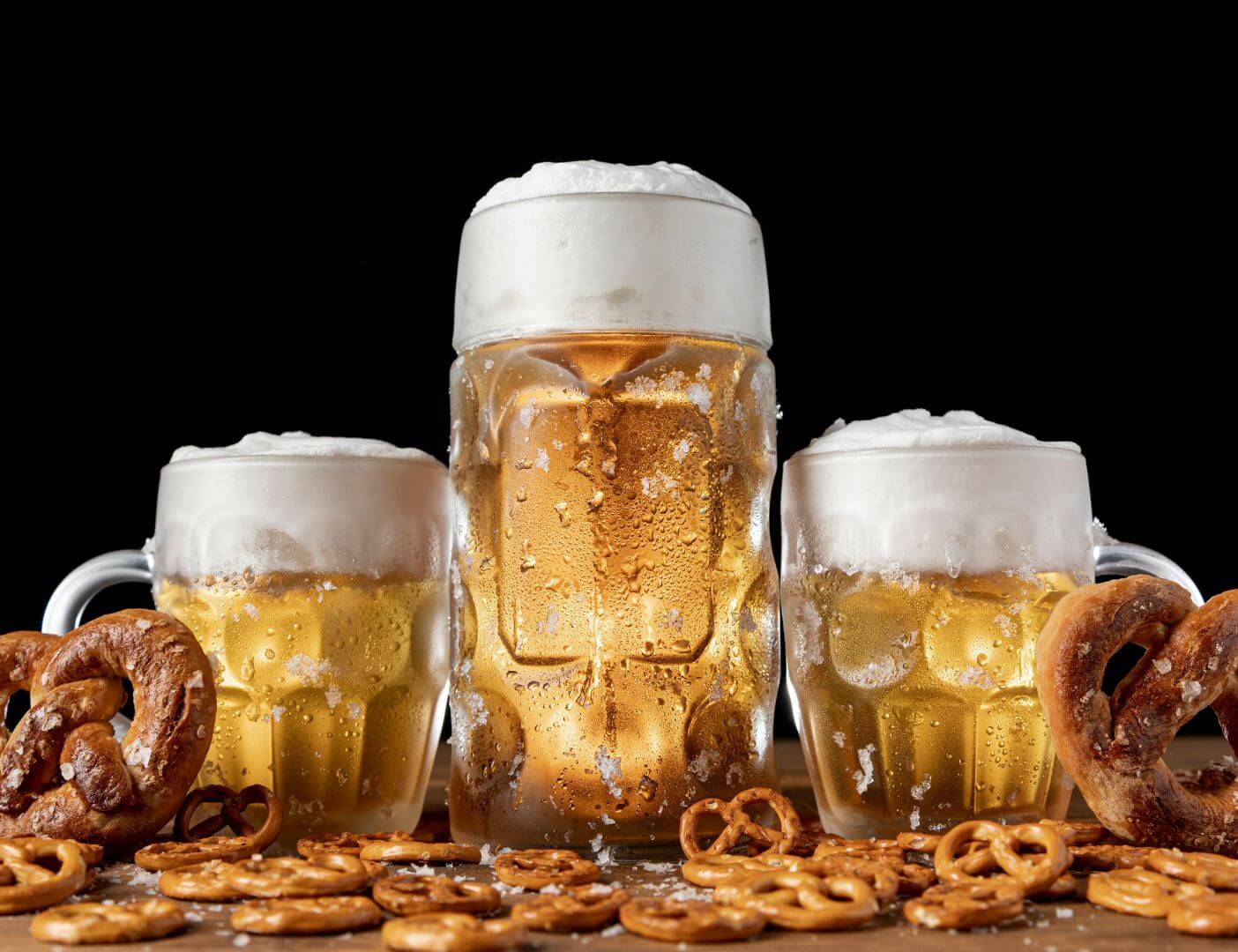 12.01.007-bier-met-pretzels-liggend